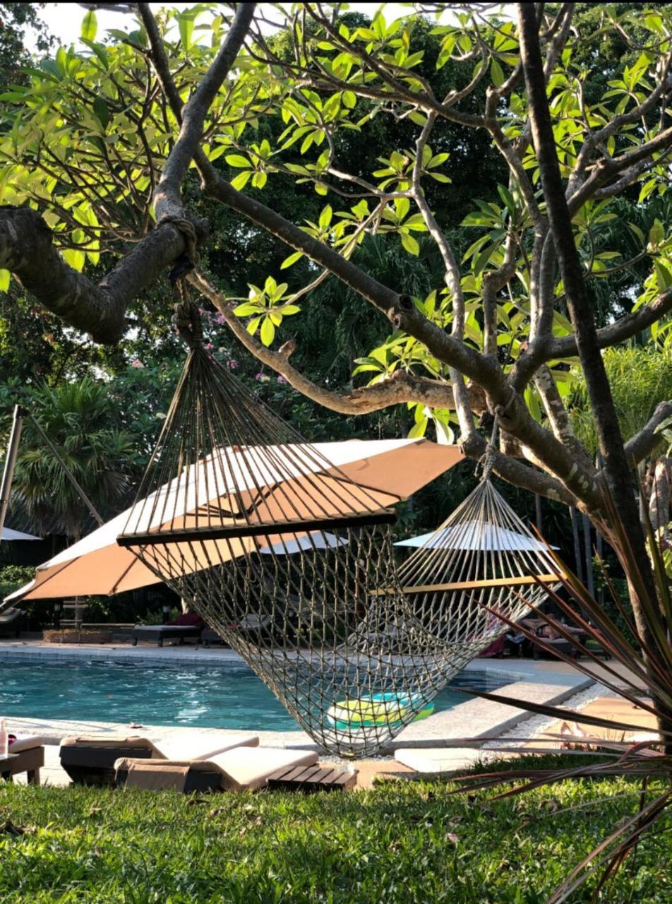 Let'S Hyde Pattaya Resort & Villas - Pool Cabanas Exterior foto